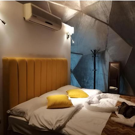 Wadi Rum Mundo Camp Акаба Екстериор снимка