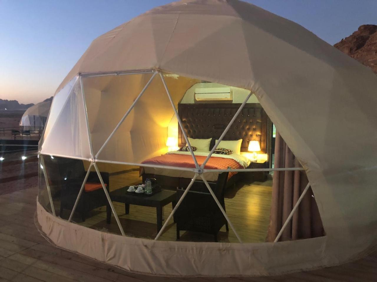 Wadi Rum Mundo Camp Акаба Екстериор снимка