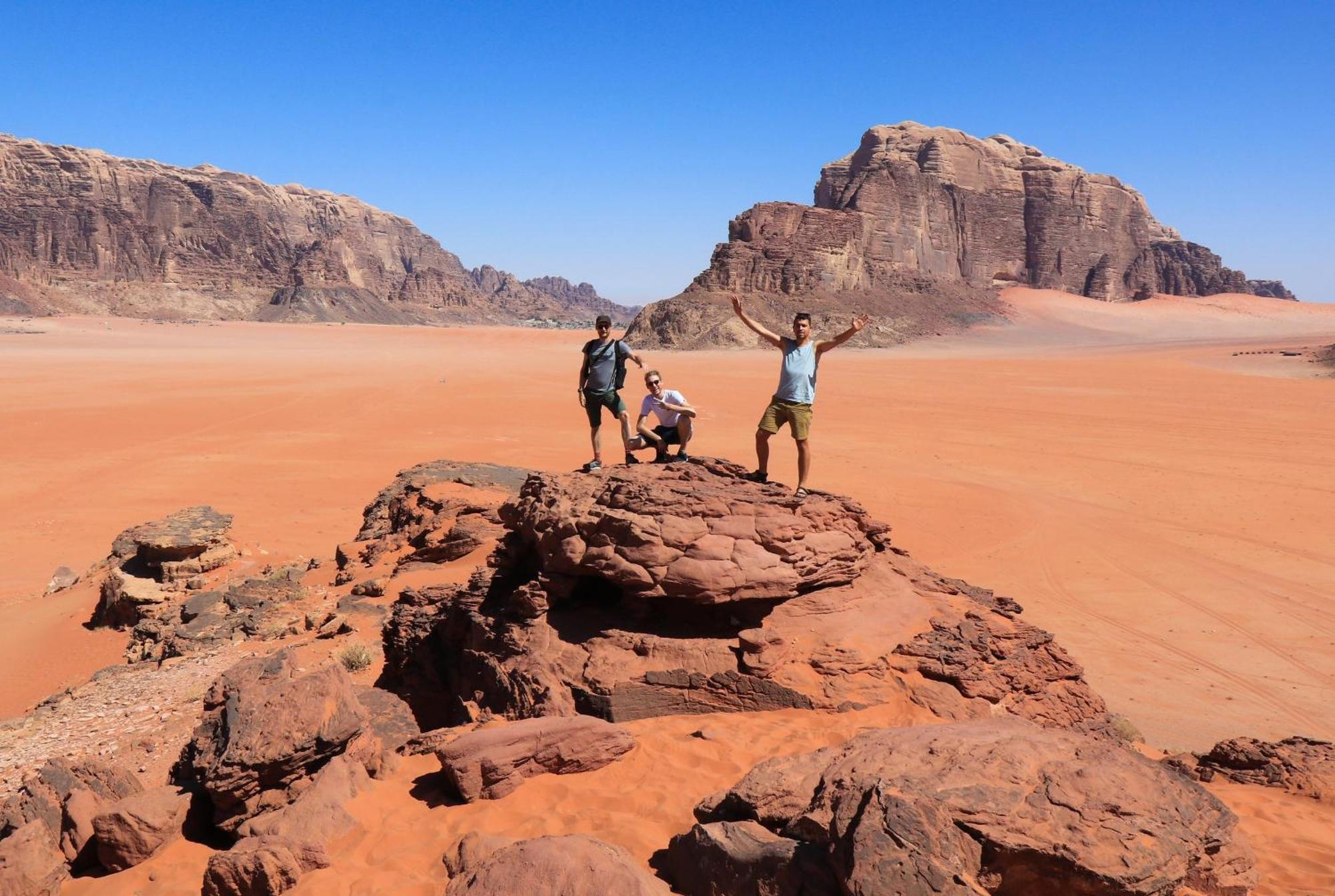 Wadi Rum Mundo Camp Акаба Екстериор снимка
