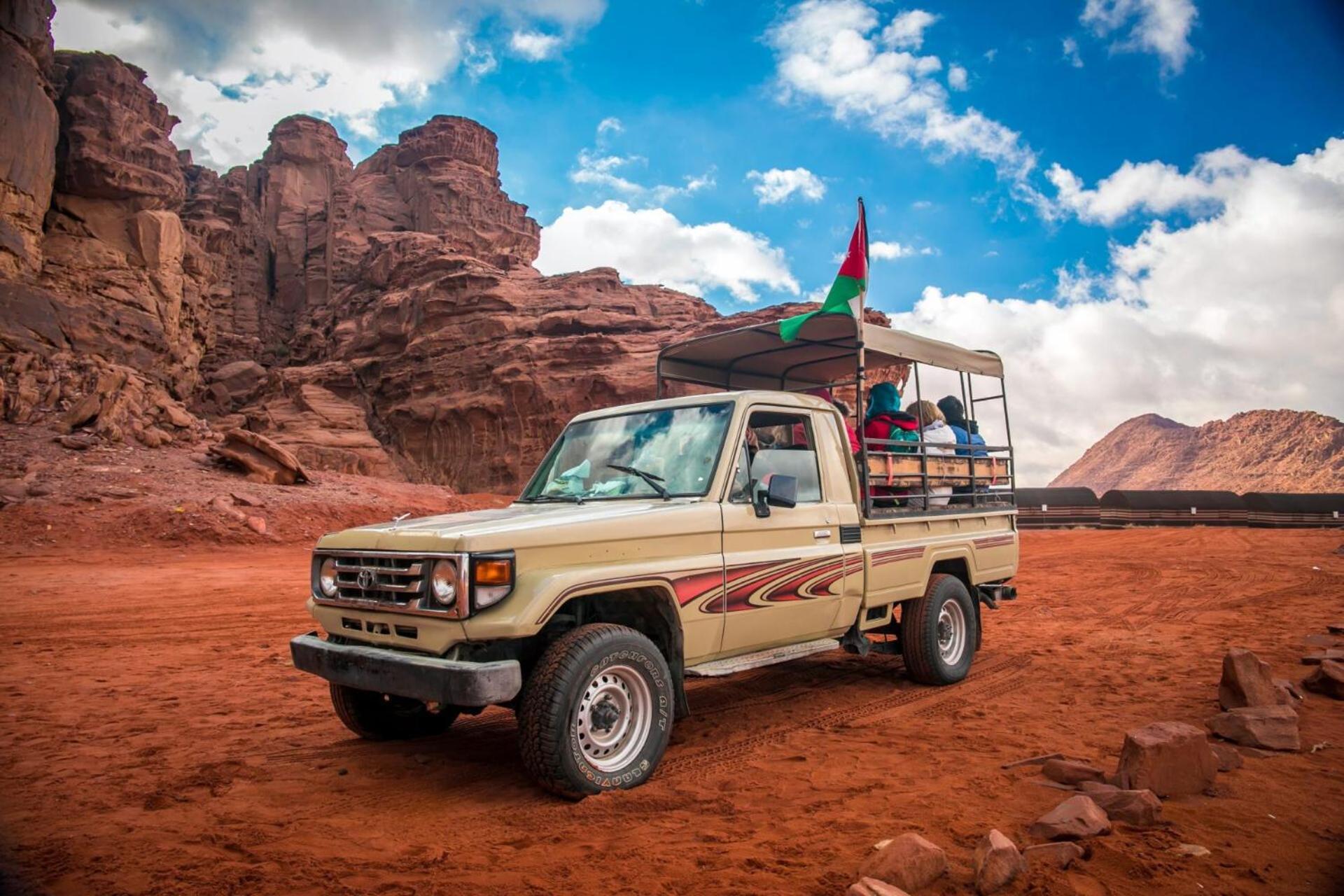Wadi Rum Mundo Camp Акаба Екстериор снимка