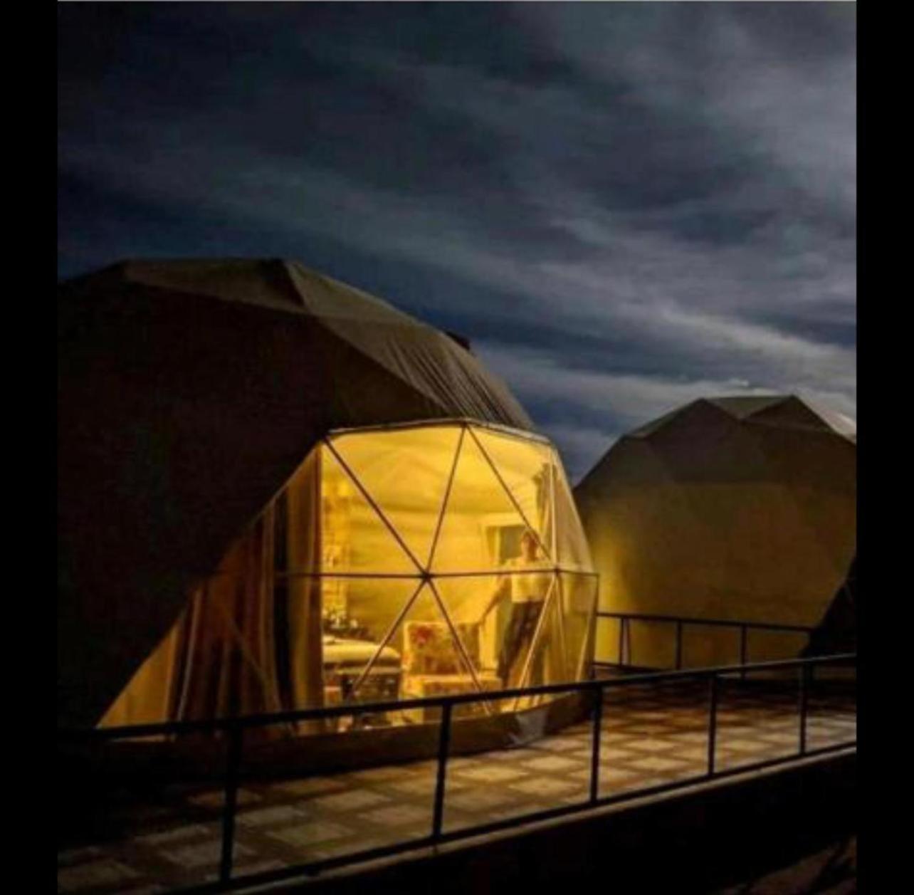 Wadi Rum Mundo Camp Акаба Екстериор снимка